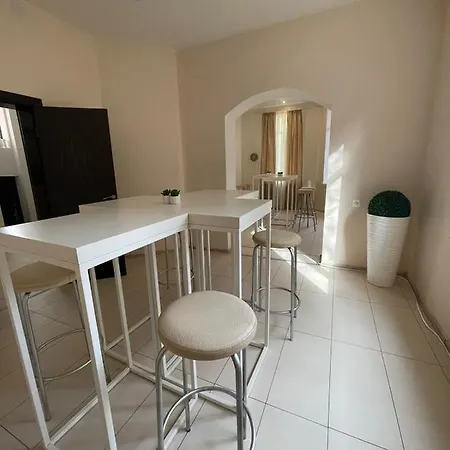 Apartment Kouzmanovs_guesthouse